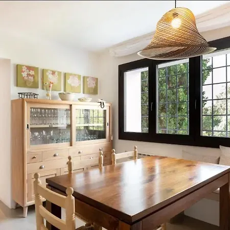 Spacious For A Company בית נופש *