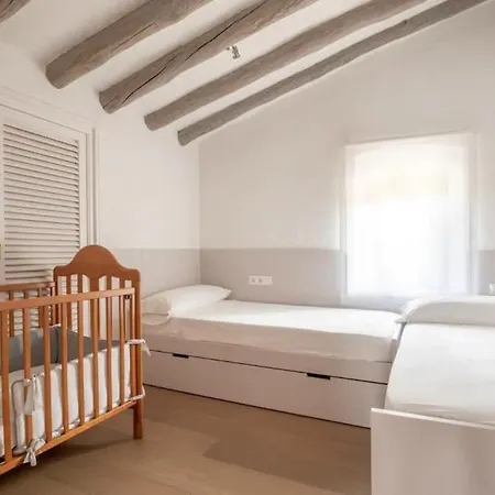 בית נופש Spacious For A Company Vlorë